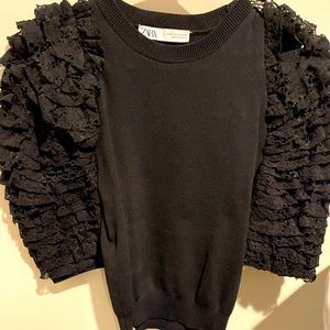 Zara ruffled sleeve sweater black size small